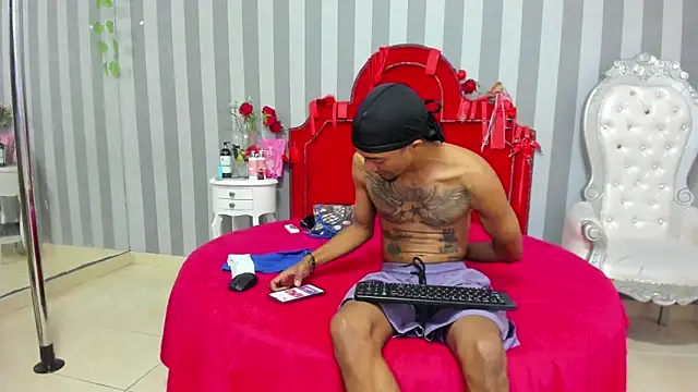 CaroyAndy online show from March 28, 2026, 12:28 pm