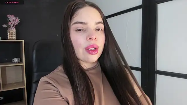 sunnypaytton online show from October 1, 2025, 12:53 pm