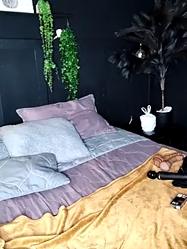 brandi bae1 online show from June 3, 2026, 1:56 pm