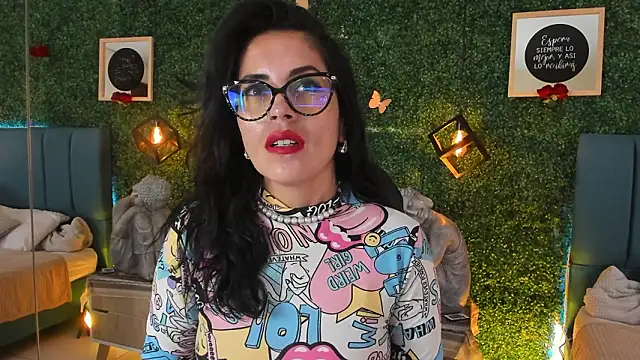 Linagh  online show from March 4, 2026, 11:51 am