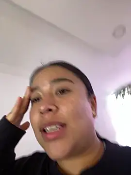 Zoey thompson online show from March 18, 2026, 7:26 pm