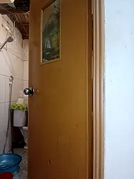 Thuylinh86 online show from September 10, 2025, 5:28 am