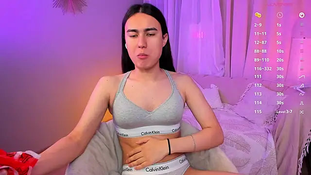 Snapshot of HeyAlena chatting on October 16, 2025, 8:00 am HeyAlena online show from October 16, 2025, 8:00 am