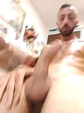 Snapshot of Blackmen_90 chatting on September 8, 2025, 8:19 pm Blackmen 90 online show from September 8, 2025, 8:19 pm