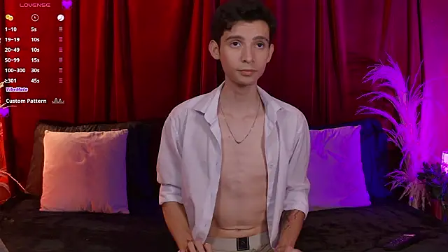 VicenteFerrer online show from January 14, 2026, 12:03 am