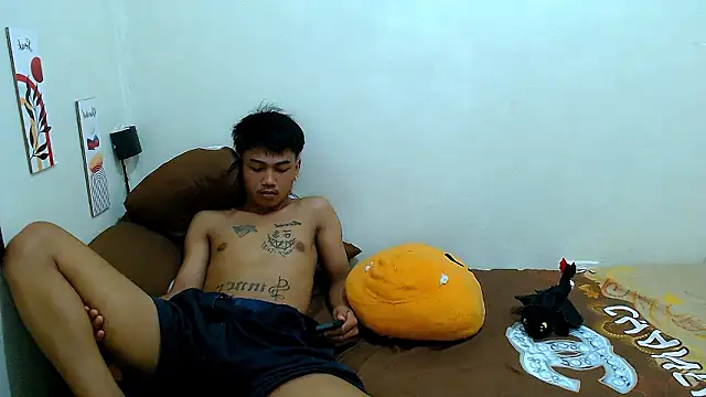 mikhaylahanderson online show from February 6, 2026, 3:13 am