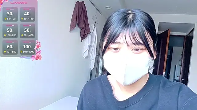 Snapshot of 0p-saki-p0 chatting on May 14, 2026, 6:10 am 0p-saki-p0 online show from May 14, 2026, 6:10 am