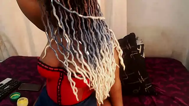 curvydarckcohocolate online show from May 16, 2026, 9:52 am