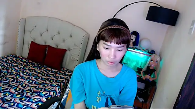 ShantalFoxxy  online show from November 7, 2025, 6:40 am