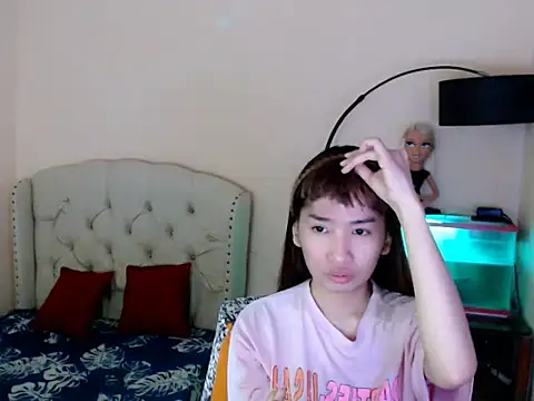 ShantalFoxxy  online show from March 26, 2026, 1:48 am