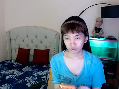 ShantalFoxxy  online show from February 18, 2026, 2:31 am