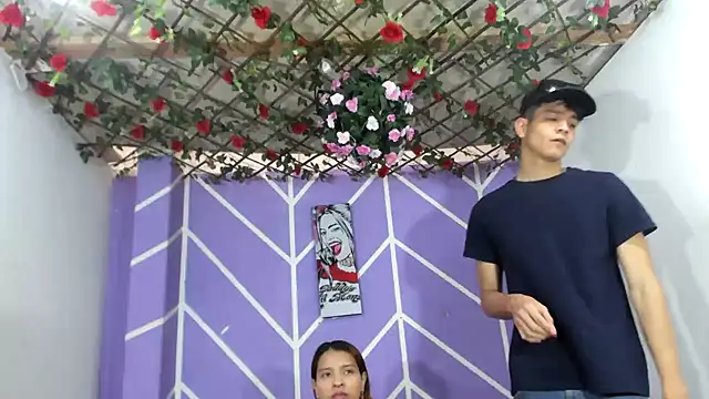 Snapshot of lau_and_boys18 chatting on September 21, 2025, 1:38 pm lau and boys18 online show from September 21, 2025, 1:38 pm