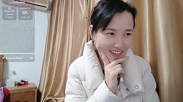 Haili-1 online show from November 10, 2025, 12:43 pm