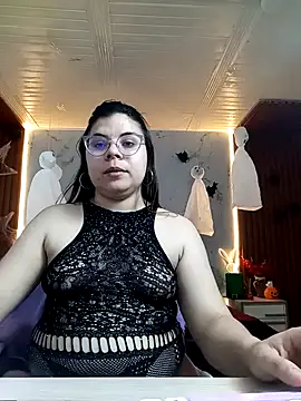 Snapshot of shasha_bloom chatting on October 11, 2025, 8:21 pm shasha bloom online show from October 11, 2025, 8:21 pm