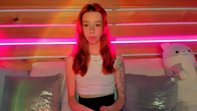 Lori Williams online show from October 10, 2025, 1:06 am