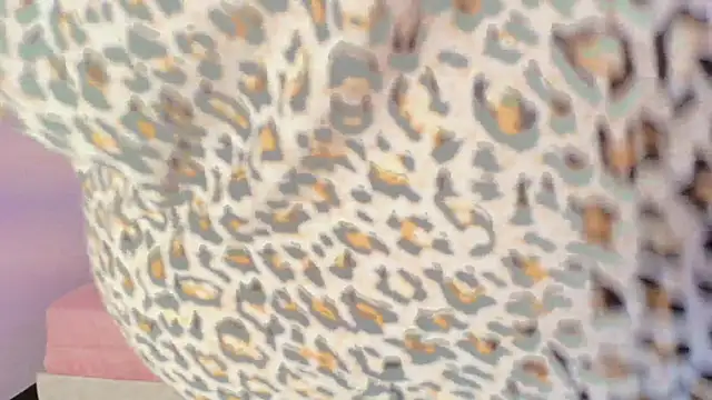 sweet artemiis online show from October 30, 2025, 8:17 pm