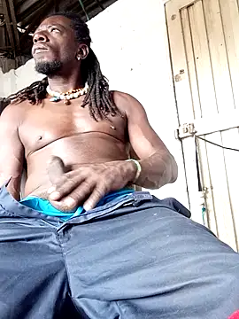 Blackpanther0115 online show from October 30, 2025, 1:20 pm