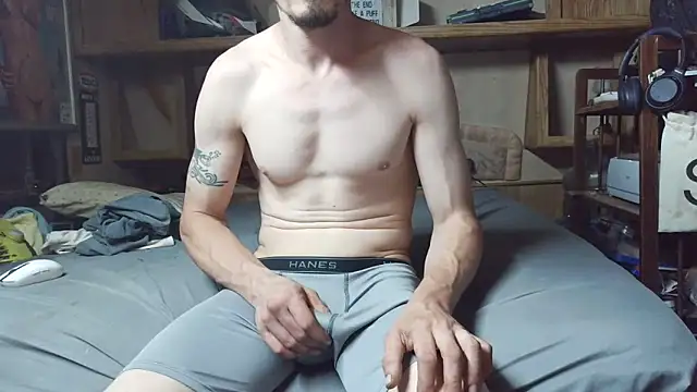 mike42088 online show from April 11, 2026, 1:24 am