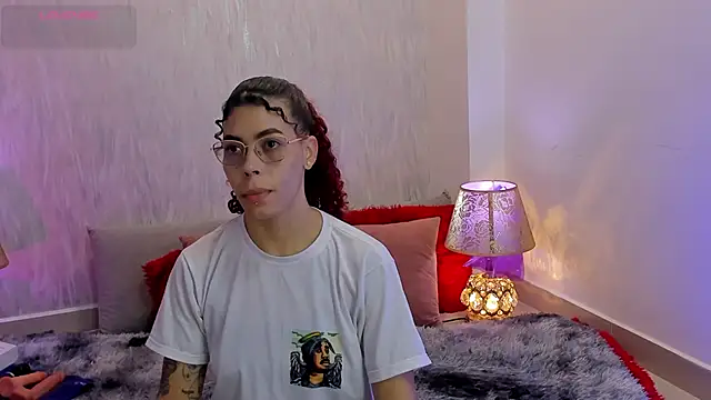 Pamelamiler   online show from February 15, 2026, 12:59 pm