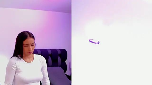 Snapshot of maily_zanss chatting on May 14, 2026, 7:44 pm maily zanss online show from May 14, 2026, 7:44 pm