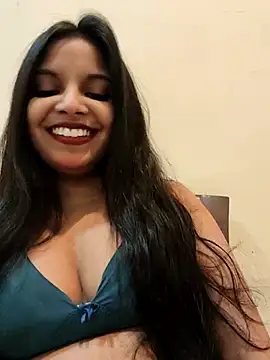 Maahhii 2 online show from November 27, 2025, 7:58 pm