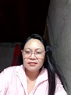 Everleigh mom online show from January 12, 2026, 7:53 pm