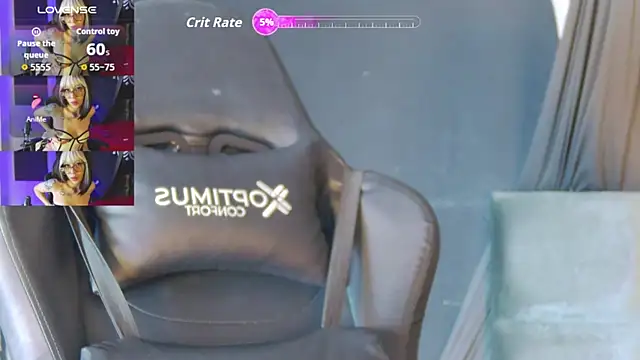 Snapshot of RavennMoonn chatting on September 23, 2025, 8:16 pm RavennMoonn online show from September 23, 2025, 8:16 pm