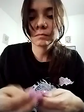 Cami Konor online show from September 27, 2025, 4:13 pm