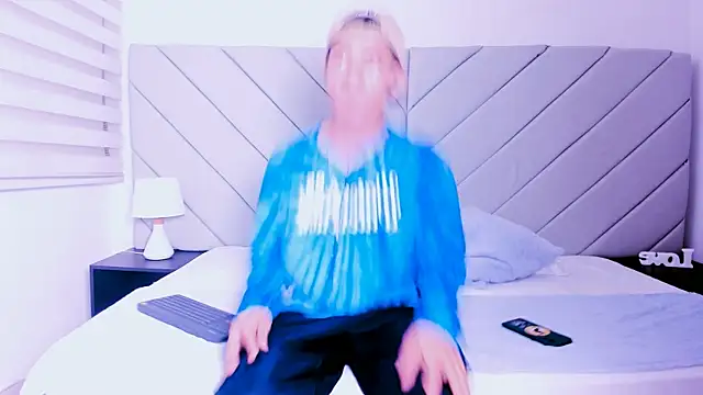 andrew colleman online show from September 9, 2025, 2:32 am