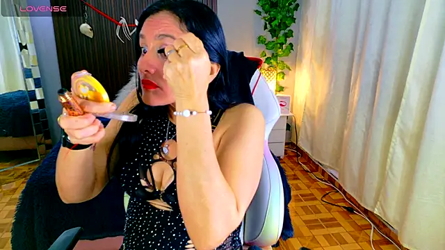 kataleya 29 online show from October 25, 2025, 9:37 pm