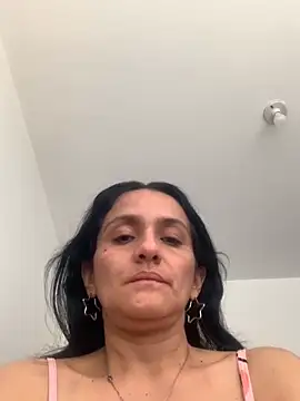 kataleya 29 online show from October 7, 2025, 1:12 pm