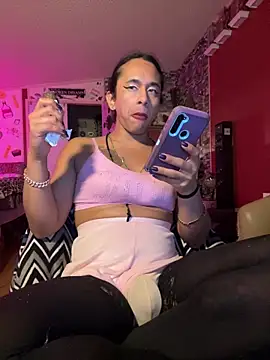 Snapshot of TranSexualJade95 chatting on May 5, 2026, 7:33 am TranSexualJade95 online show from May 5, 2026, 7:33 am