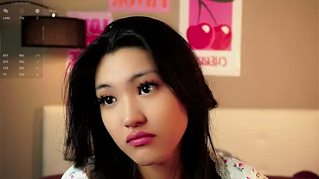 Snapshot of FancyEsten chatting on October 5, 2025, 7:54 am FancyEsten online show from October 5, 2025, 7:54 am