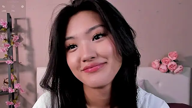 Snapshot of FancyEsten chatting on September 21, 2025, 7:57 am FancyEsten online show from September 21, 2025, 7:57 am