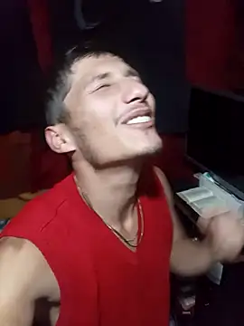 alexandercruz online show from April 19, 2026, 5:19 am