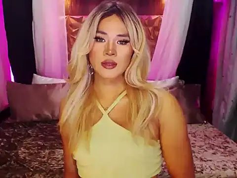 Snapshot of YllanaAltheaXxX chatting on October 9, 2025, 6:03 am YllanaAltheaXxX online show from October 9, 2025, 6:03 am