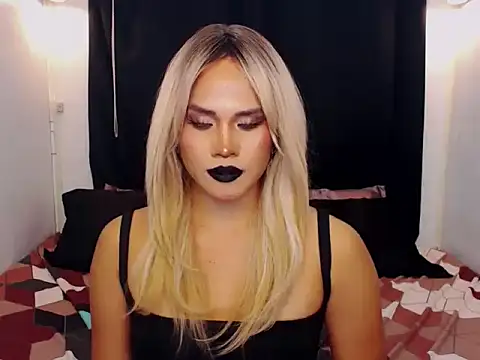 Snapshot of YllanaAltheaXxX chatting on February 15, 2026, 5:19 am YllanaAltheaXxX online show from February 15, 2026, 5:19 am