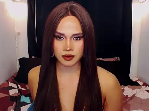 Snapshot of YllanaAltheaXxX chatting on January 18, 2026, 2:20 pm YllanaAltheaXxX online show from January 18, 2026, 2:20 pm