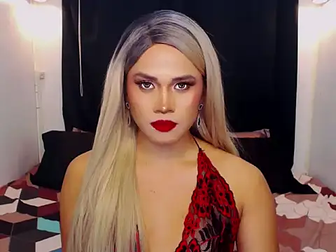 Snapshot of YllanaAltheaXxX chatting on February 11, 2026, 5:51 am YllanaAltheaXxX online show from February 11, 2026, 5:51 am