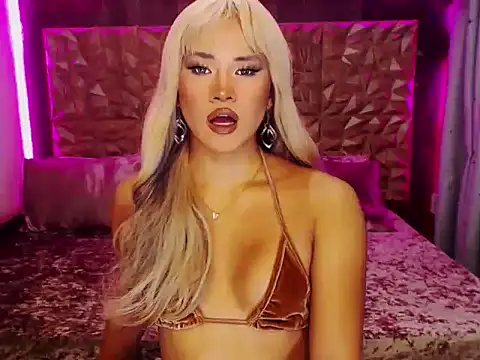 Snapshot of YllanaAltheaXxX chatting on November 3, 2025, 10:52 am YllanaAltheaXxX online show from November 3, 2025, 10:52 am