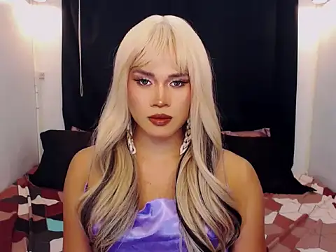 Snapshot of YllanaAltheaXxX chatting on February 20, 2026, 6:37 am YllanaAltheaXxX online show from February 20, 2026, 6:37 am