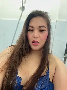 ashleygrahamts online show from November 11, 2025, 2:06 am