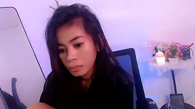 Snapshot of daretolovemee_18 chatting on September 8, 2025, 11:04 pm daretolovemee 18 online show from September 8, 2025, 11:04 pm