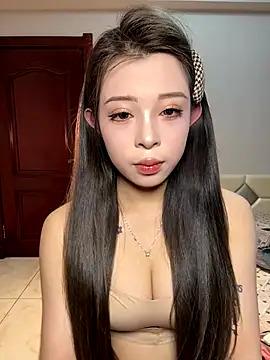 tuanzi125216 online show from October 24, 2025, 7:18 am