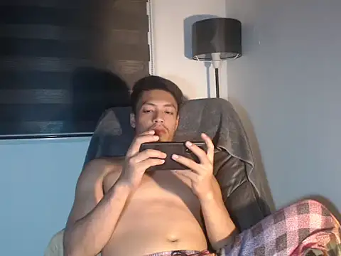 Snapshot of Asian_gregor chatting on February 28, 2026, 6:18 pm Asian gregor online show from February 28, 2026, 6:18 pm