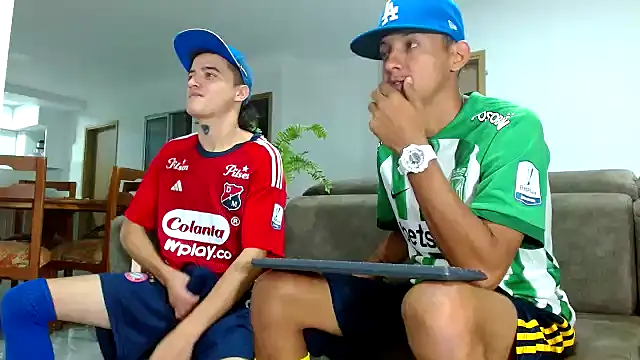 skinny23cm online show from March 7, 2025, 9:29 am