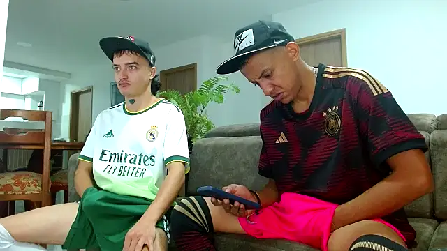 skinny23cm online show from February 14, 2025, 9:24 am