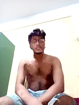 Snapshot of HarryChoudhary21 chatting on May 10, 2026, 6:43 pm HarryChoudhary21 online show from May 10, 2026, 6:43 pm