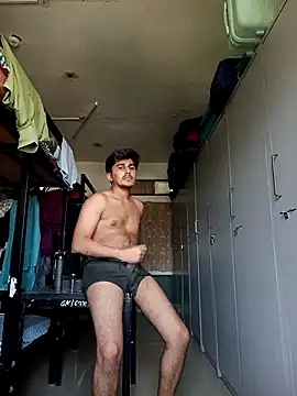 HarryChoudhary21 online show from March 17, 2026, 7:33 am