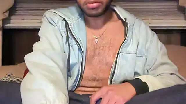 DERTYLAY online show from February 18, 2026, 2:42 am